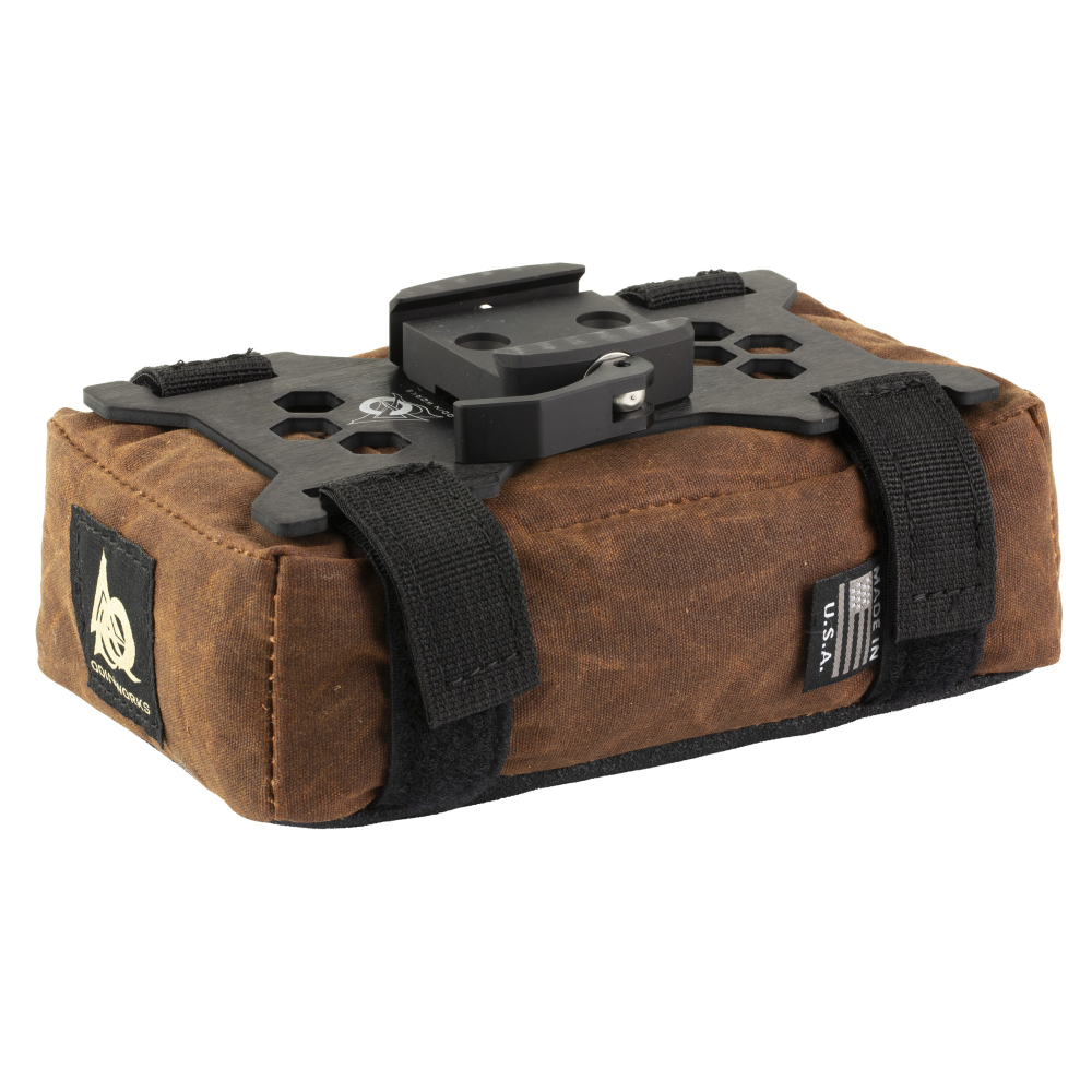 ODIN WORKS ARCA PLATE W/ CLAMP BAG